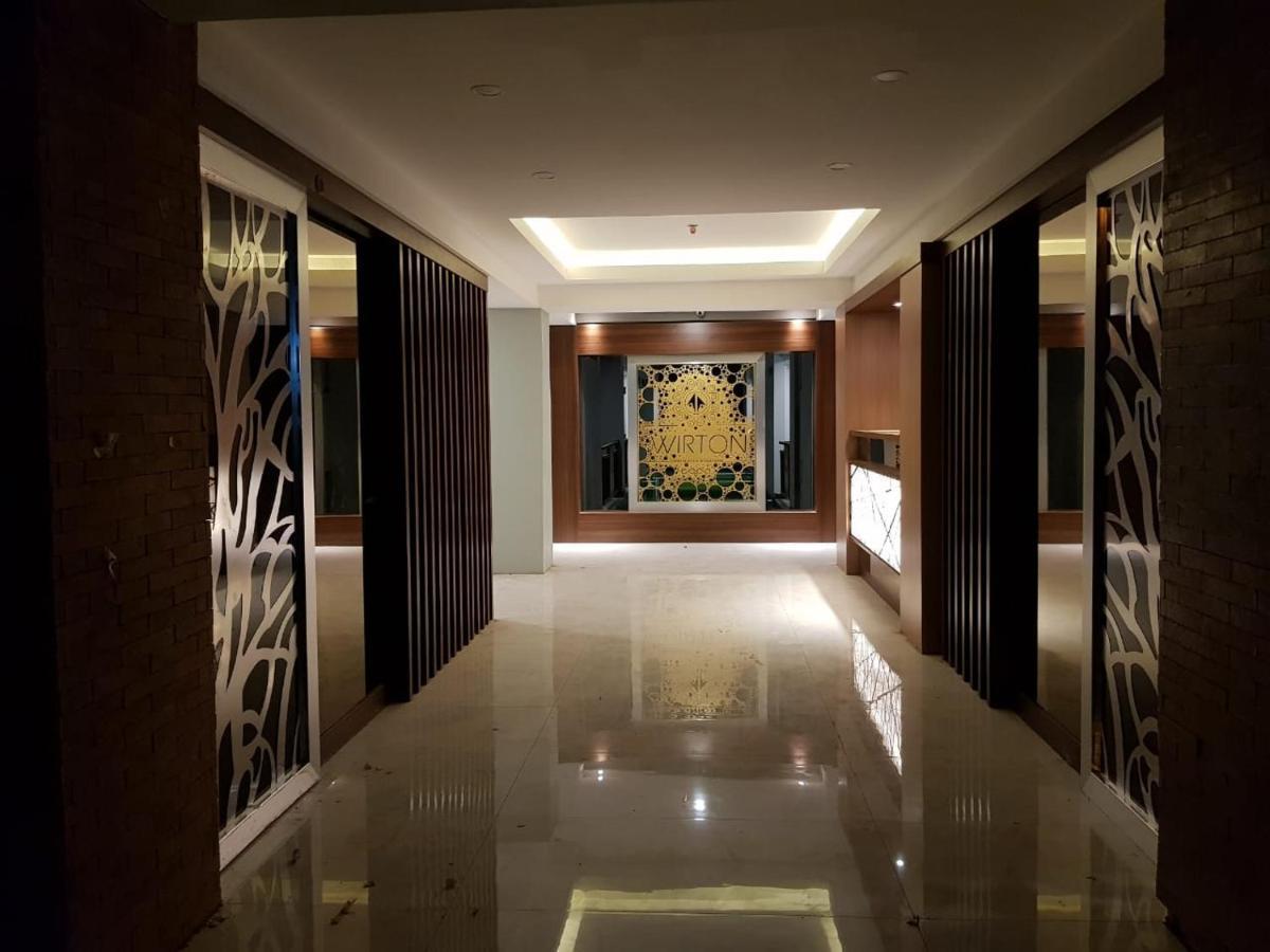 מלון דנפסאר Wirton Seminyak מראה חיצוני תמונה